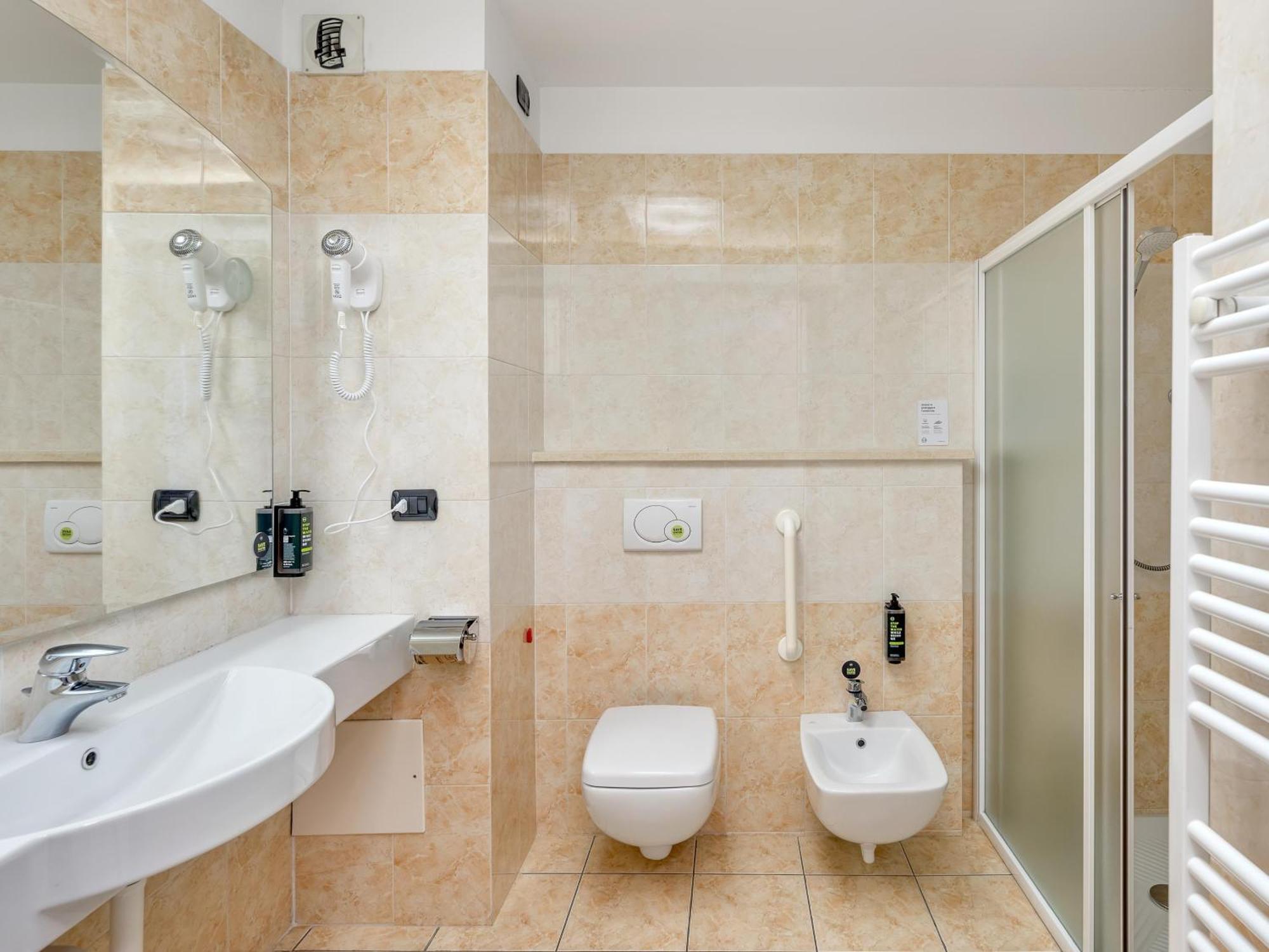 B&B Hotel Settimo Torinese Esterno foto