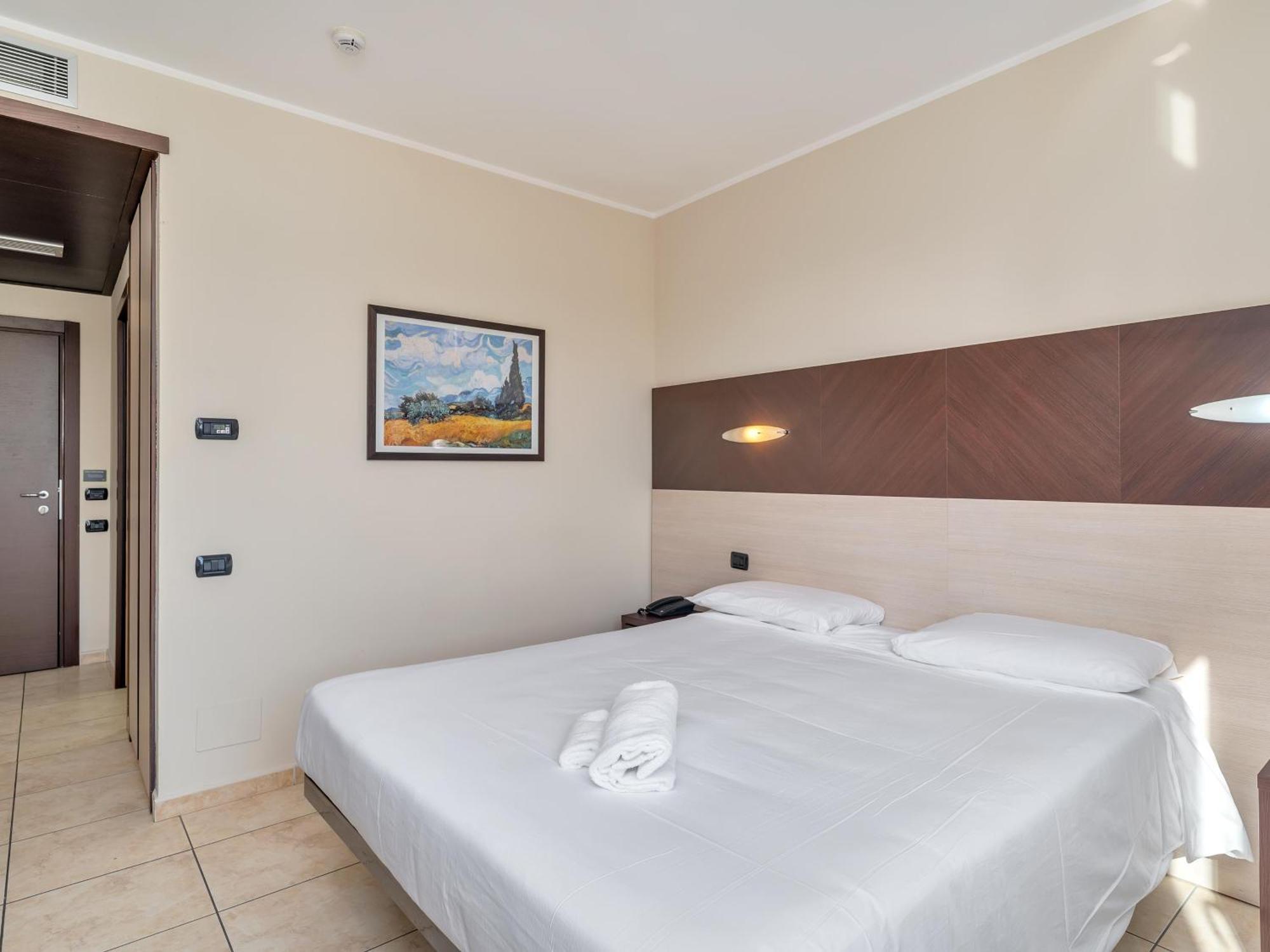 B&B Hotel Settimo Torinese Esterno foto